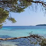 Les Grenadines Du Samedi Au Samedi Apartman *